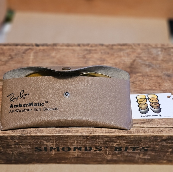 Vintage Limited Addition Ray Ban Ambermatic Aviator Sunglasses - Picture 5 of 8